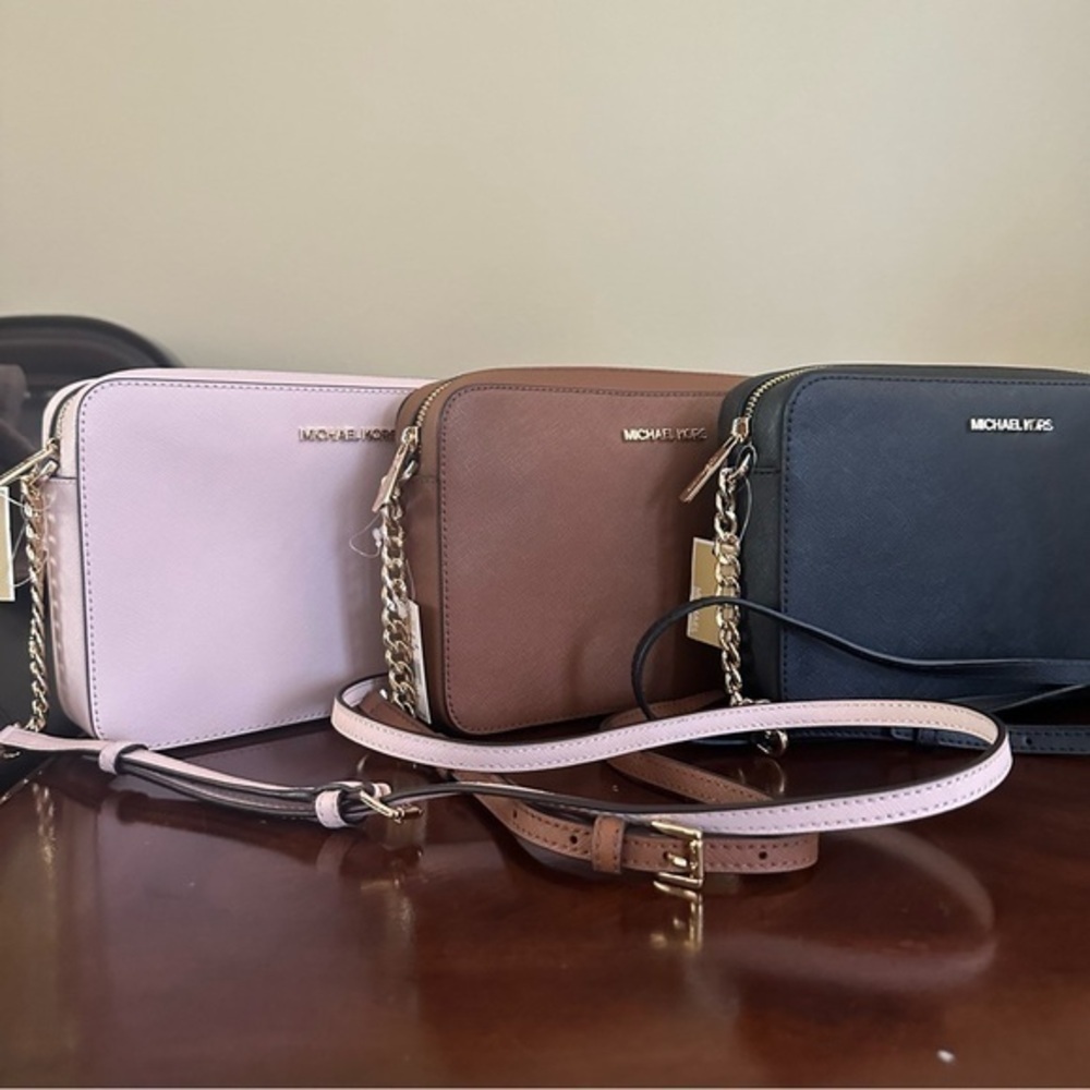 Michael Kors Jet Set Large East West Saffiano Leather Crossbody bag - Picture 2 of 15